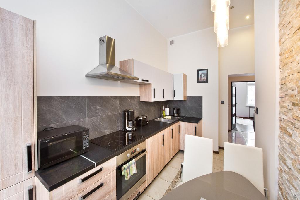 Gdanskie Apartamenty - Apartamenty Na Swietego Ducha Z 2 Sypialniami Dış mekan fotoğraf