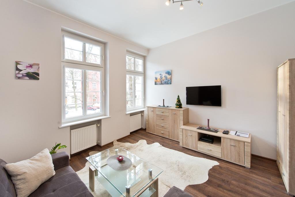 Gdanskie Apartamenty - Apartamenty Na Swietego Ducha Z 2 Sypialniami Dış mekan fotoğraf